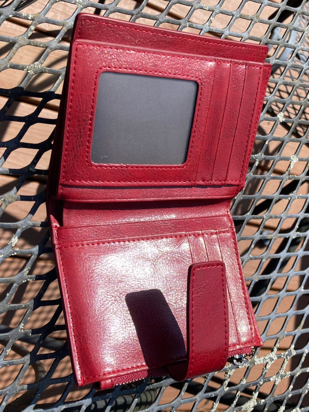 Red Security Wallet - Picture 3 of 8